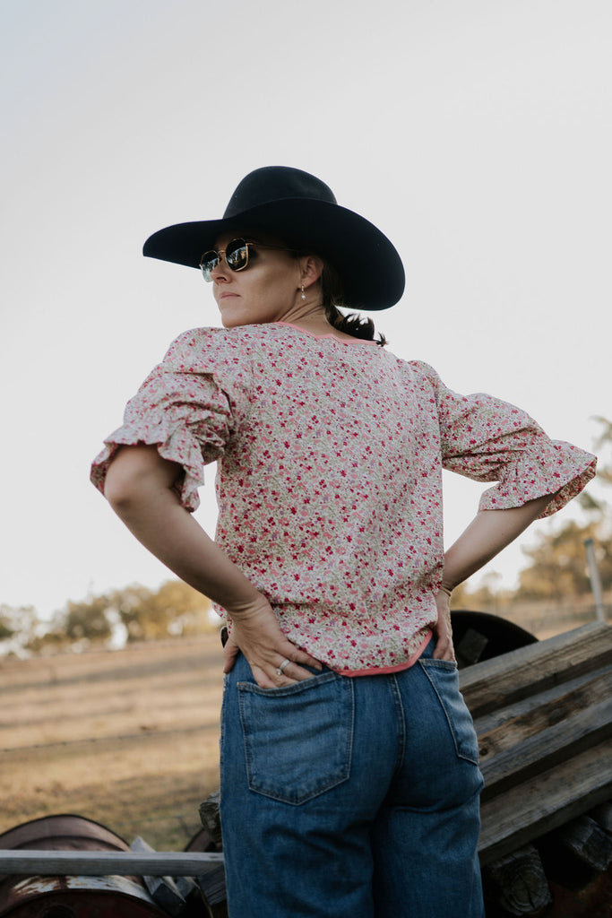 "Jenny" Floral Puff Women's Blouse-Little Windmill Clothing Co