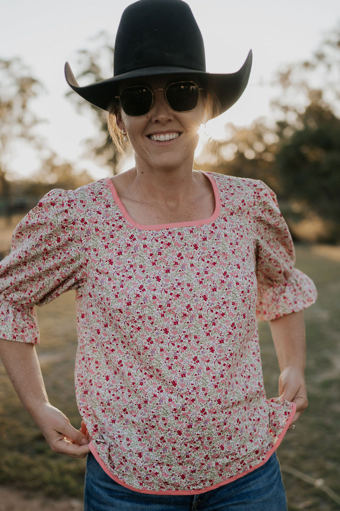 "Jenny" Floral Puff Women's Blouse-Little Windmill Clothing Co