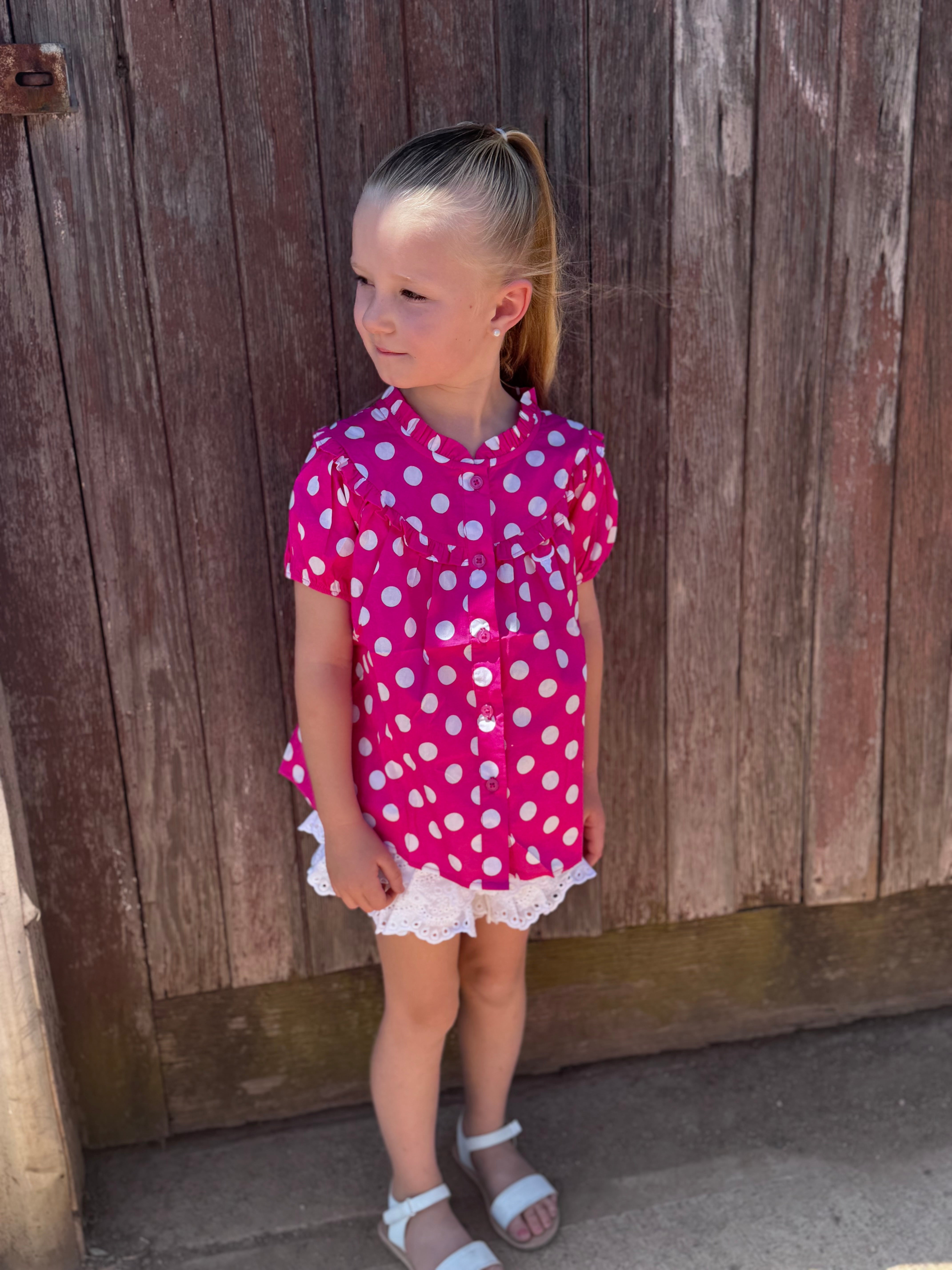 Kansas polkadot pink short sleeve blouse collar detail showing cute neckline finish
