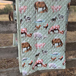 Country Outback coverlet duvet insert edge detail showing quality stitching and piping