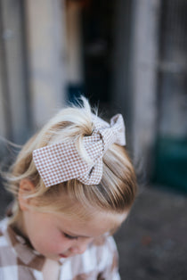 Girls hair bow on an alligator clip, 10cm long