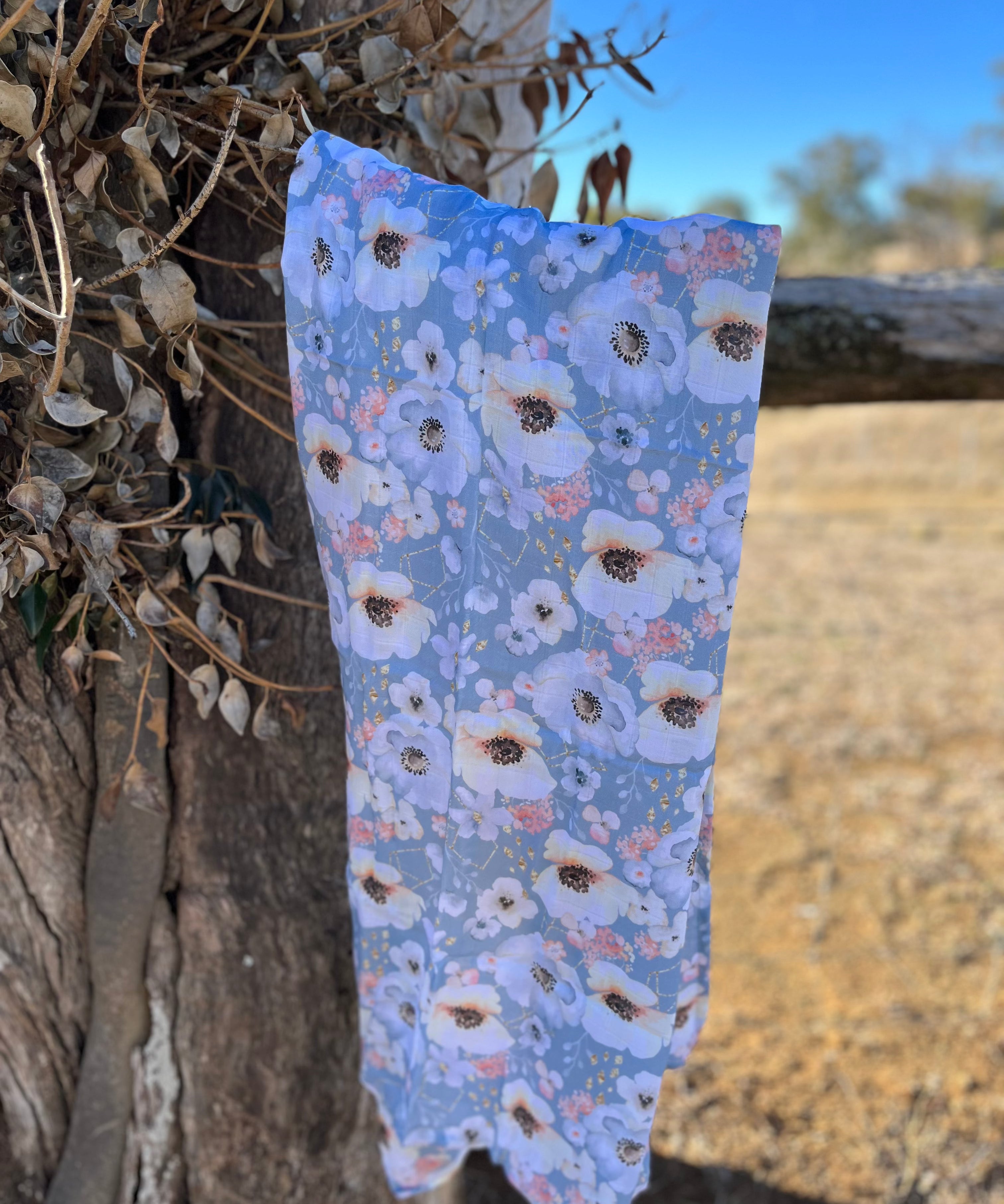 Organic cotton muslin floral swaddle with Australian farm print, soft breathable bamboo cotton blend, large size 120x120 cm